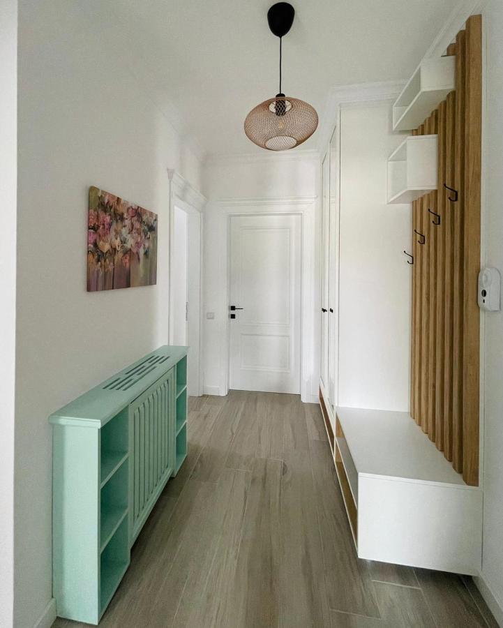 Apartament Crai Zărneşti Eksteriør billede